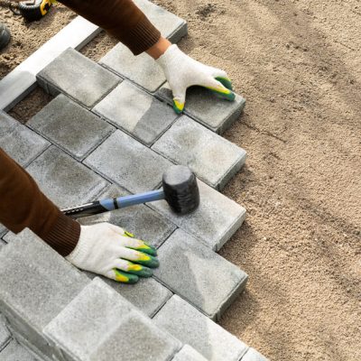 Como instalar pavers de concreto